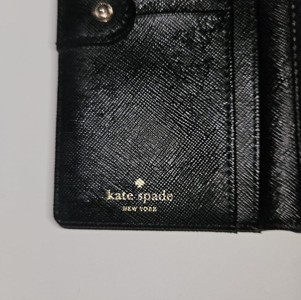 Kate Spade Plaid Pink & Black Wallet 🩷 - Picture 4 of 6